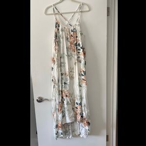 NWT Flowy Floral Dress